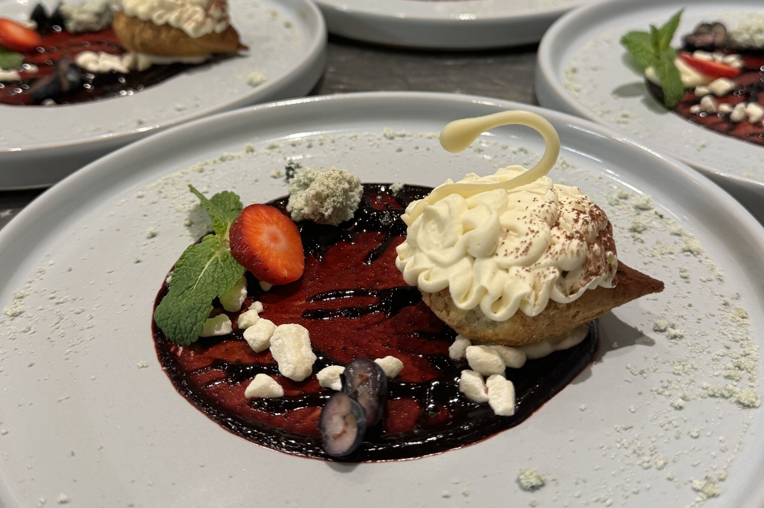 Dessert Brandteig Schwäne