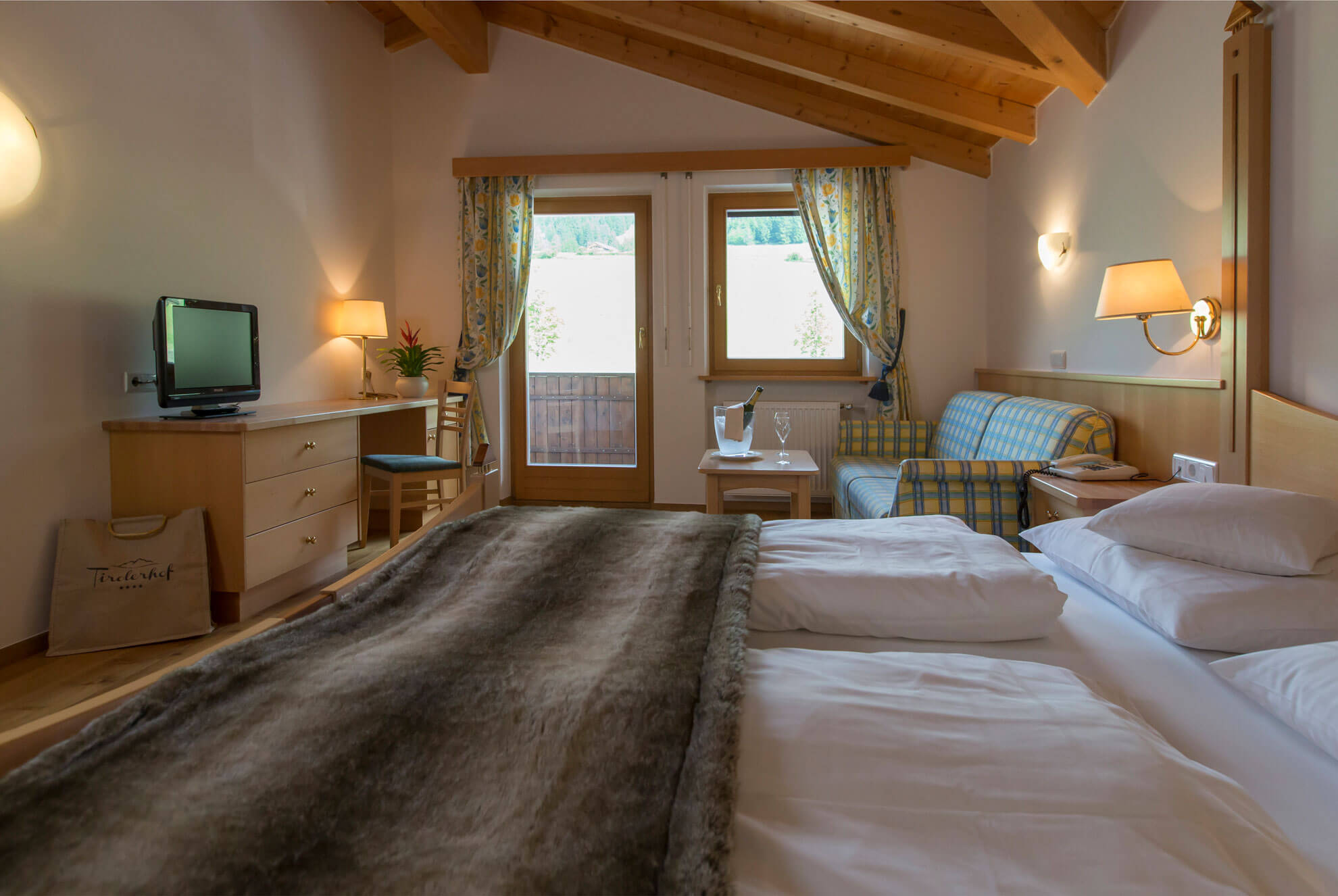 Komfort Superior Zimmer - Tirolerhof Taisten