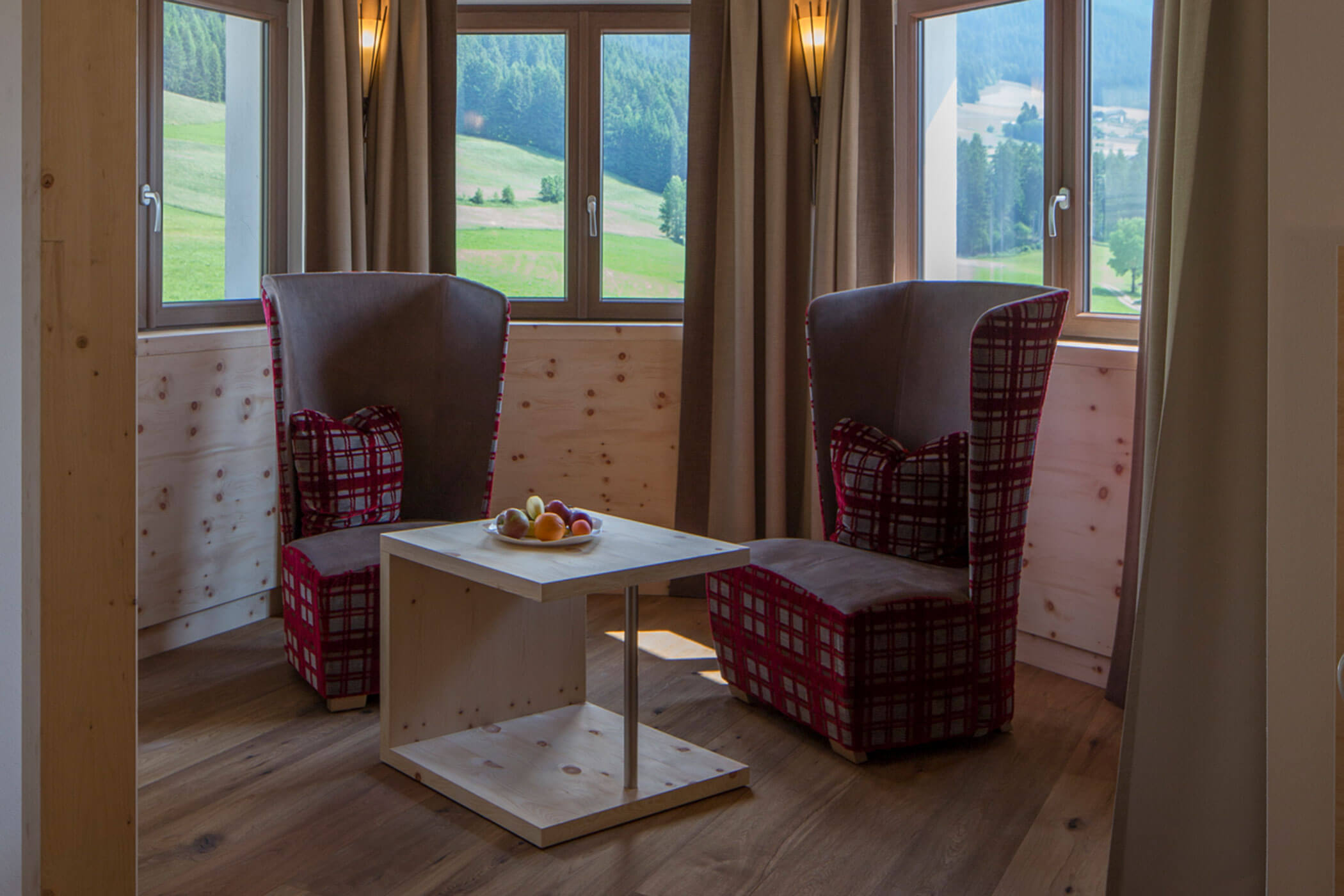 Tirolerhof Suite Sitzecke - Tirolerhof Taisten